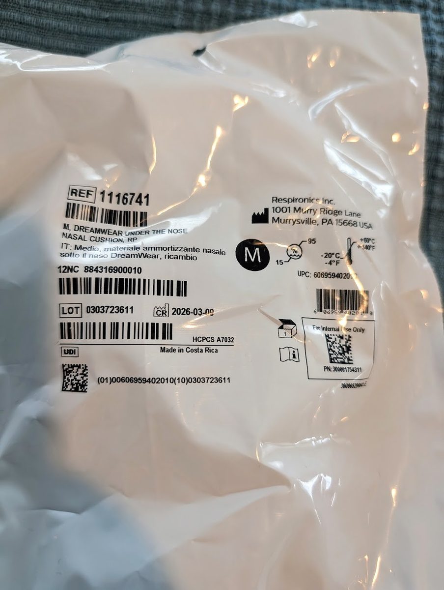 Philips Respironics DreamWear Under the Nose Medium cushions, lot of 3